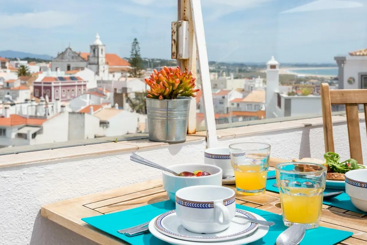 3 Marias Garden House B&B Lagos Bed & Breakfast