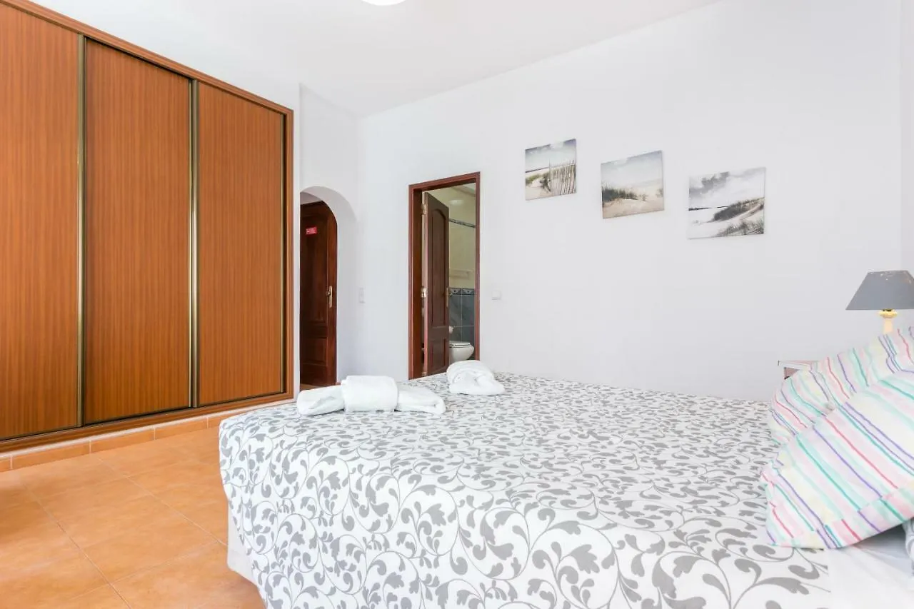 3 Marias Garden House B&B Lagos Bed & Breakfast
