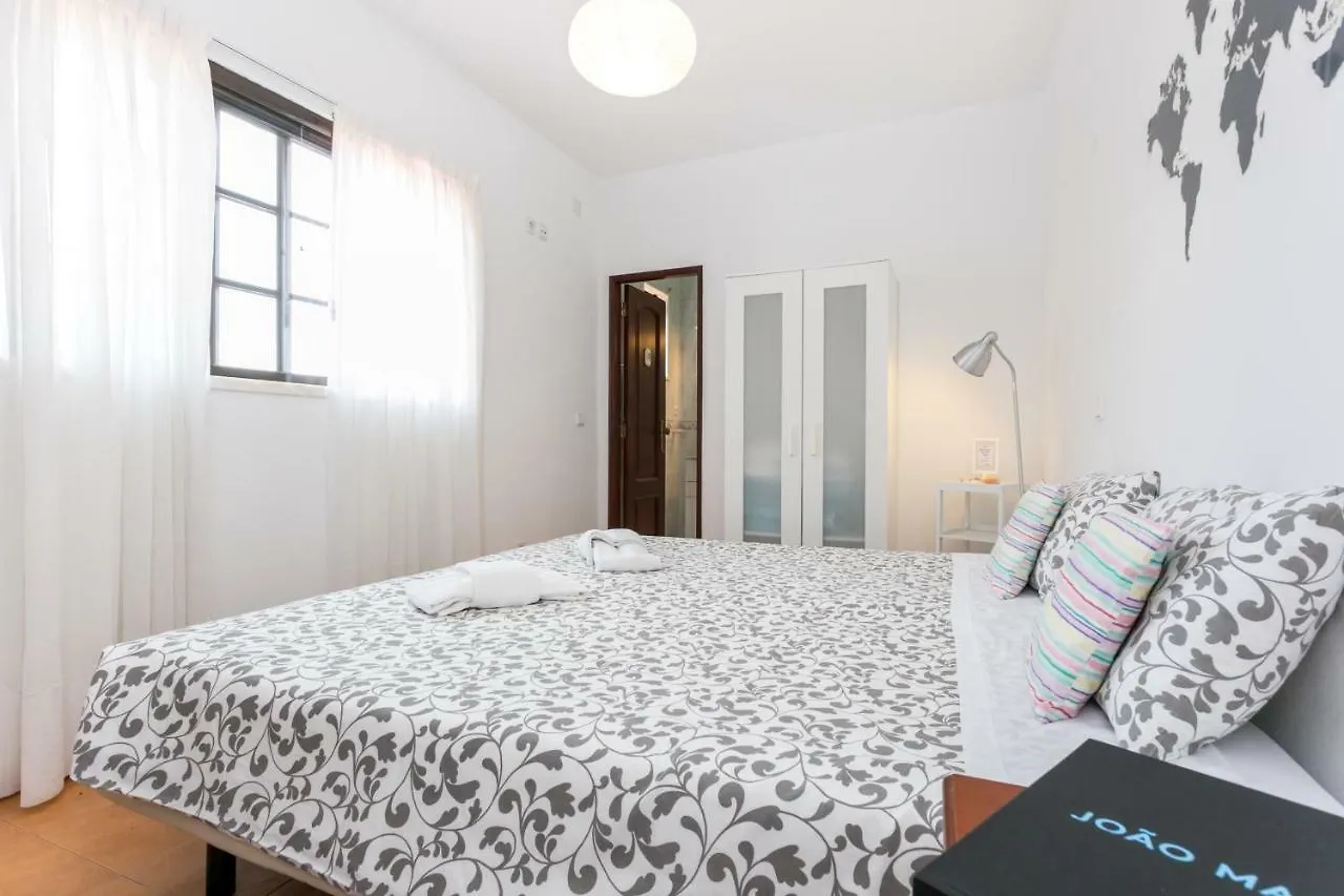 3 Marias Garden House B&B Lagos Bed & Breakfast